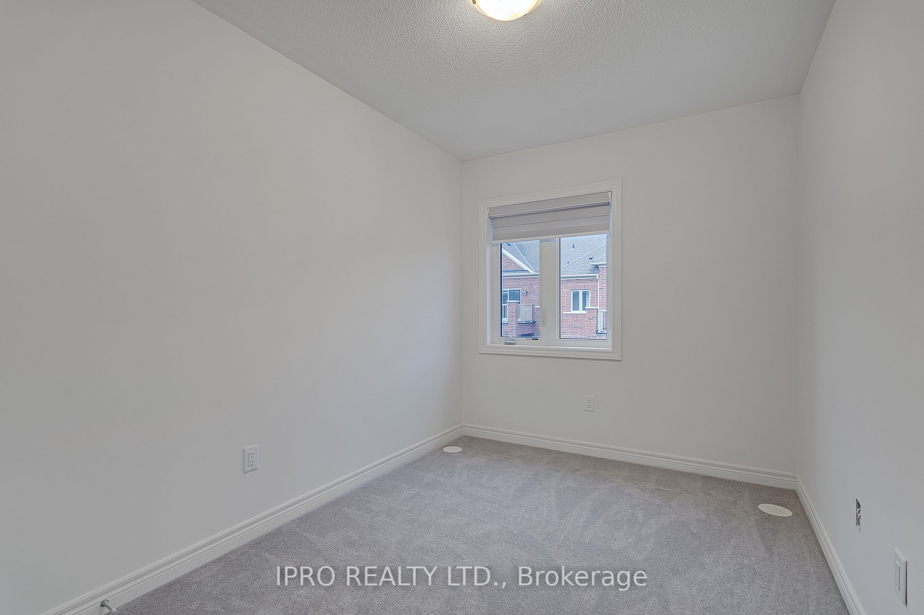 481 Manhattan Common