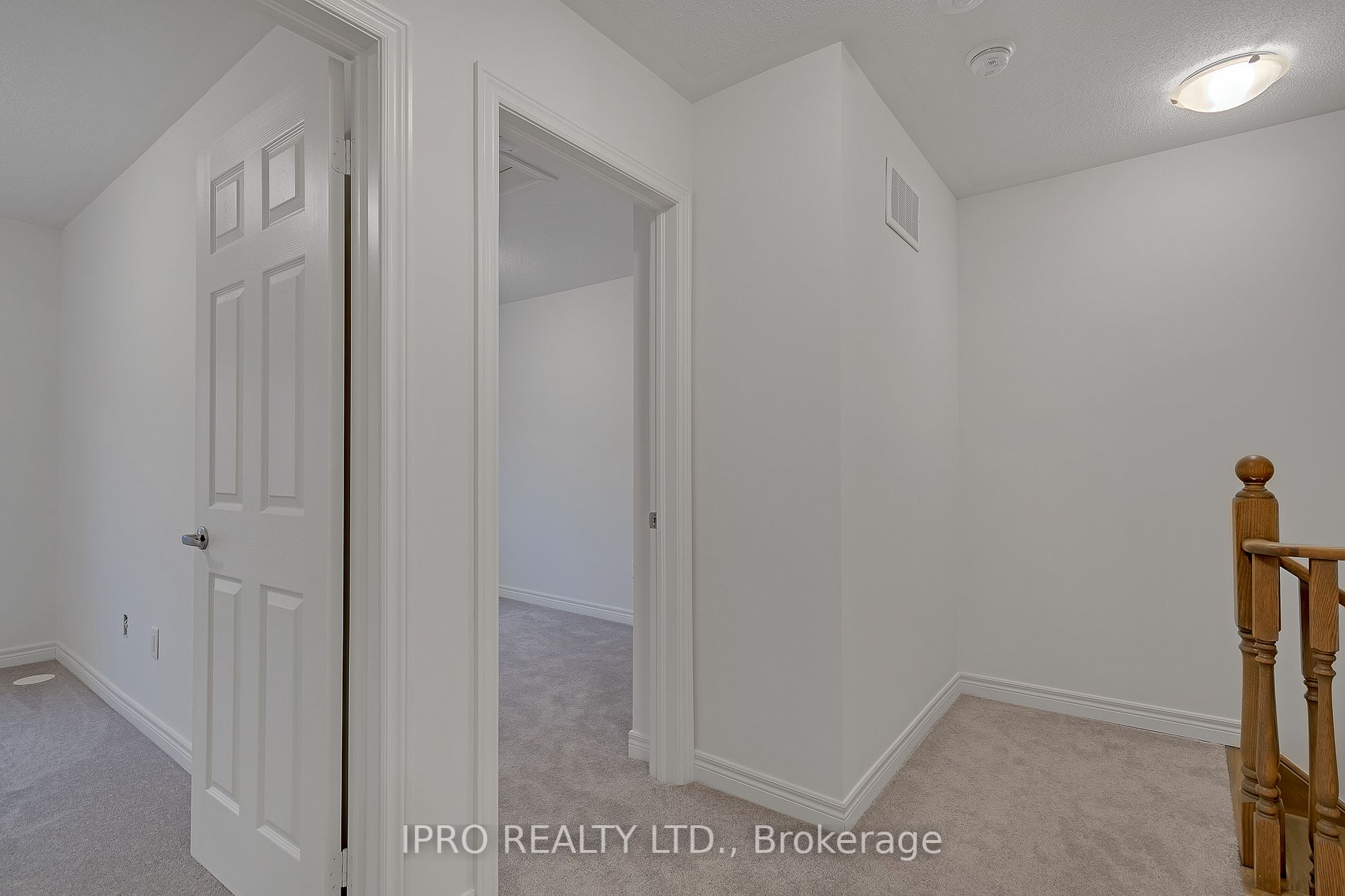 481 Manhattan Common