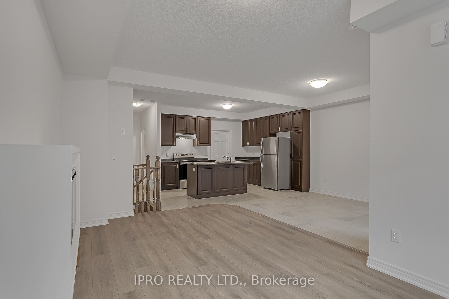 481 Manhattan Common