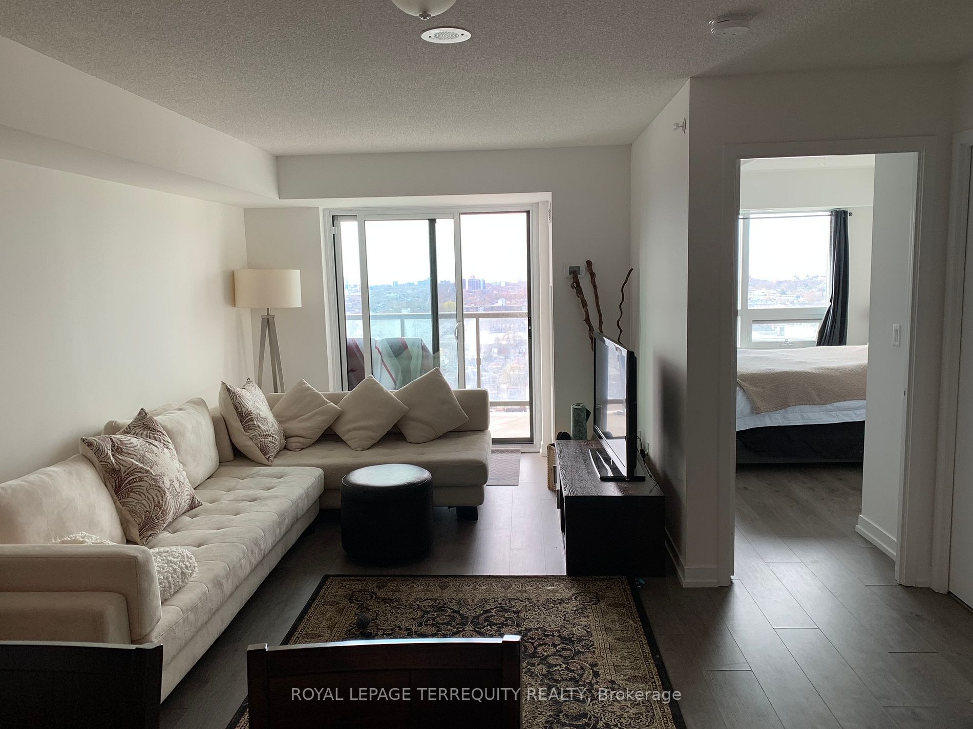 1410 Dupont St, #2305