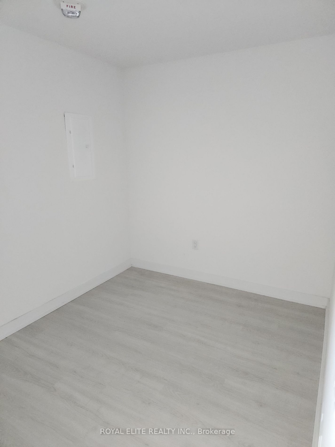 3883 Quartz Rd, #4811