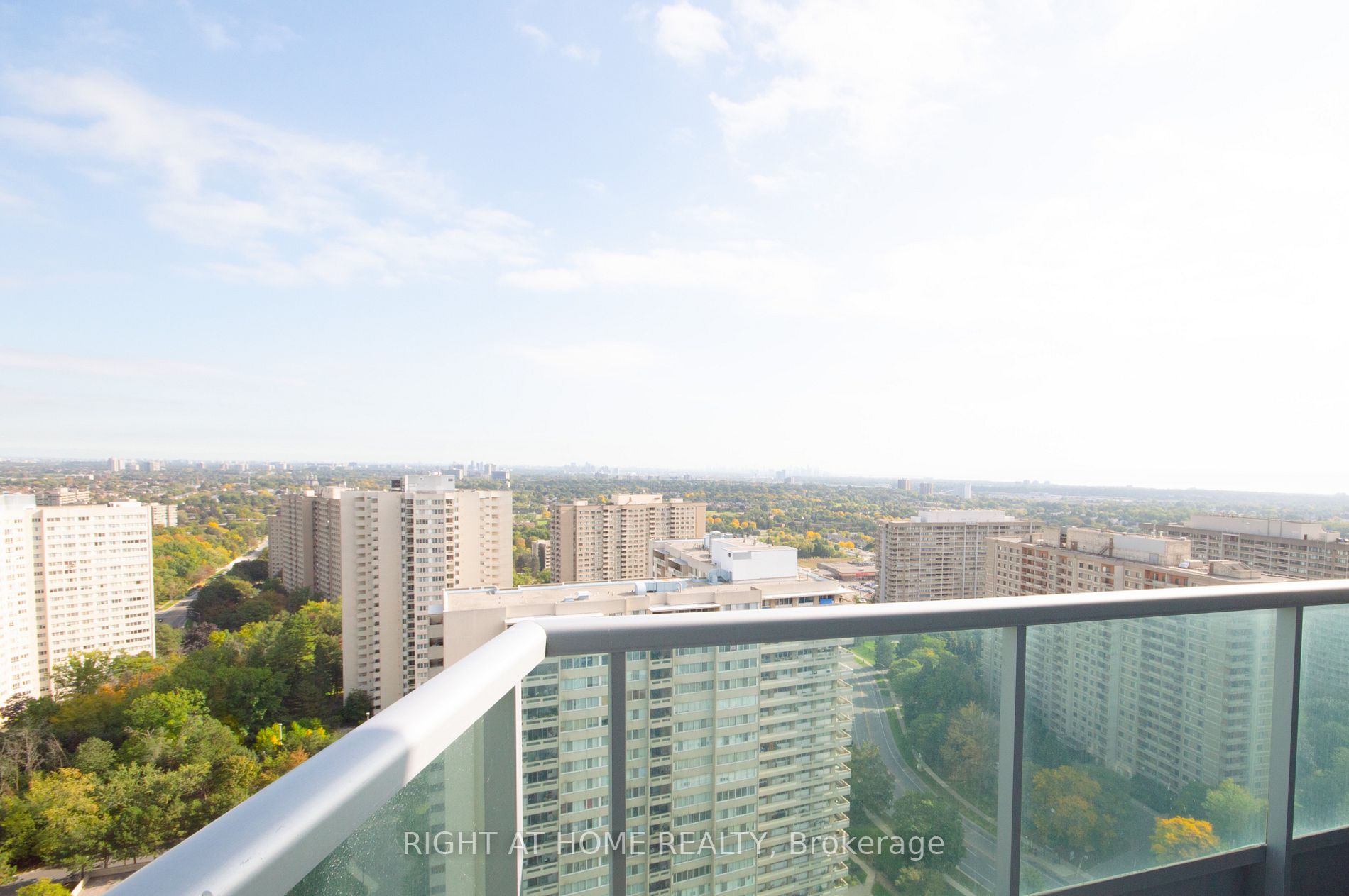 1 Elm Dr W, #2611