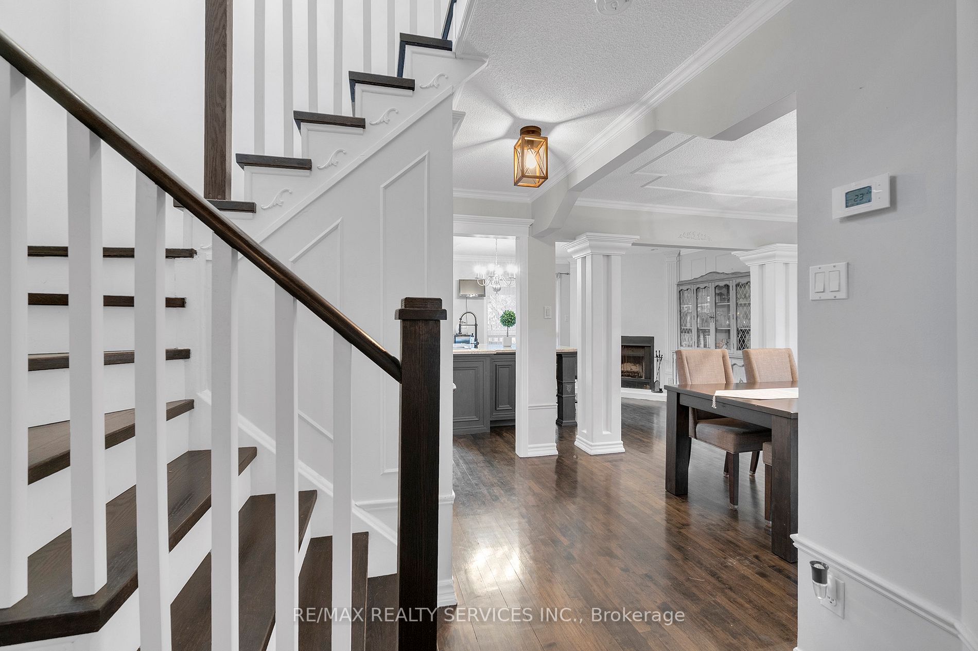 12 Crandall Crt