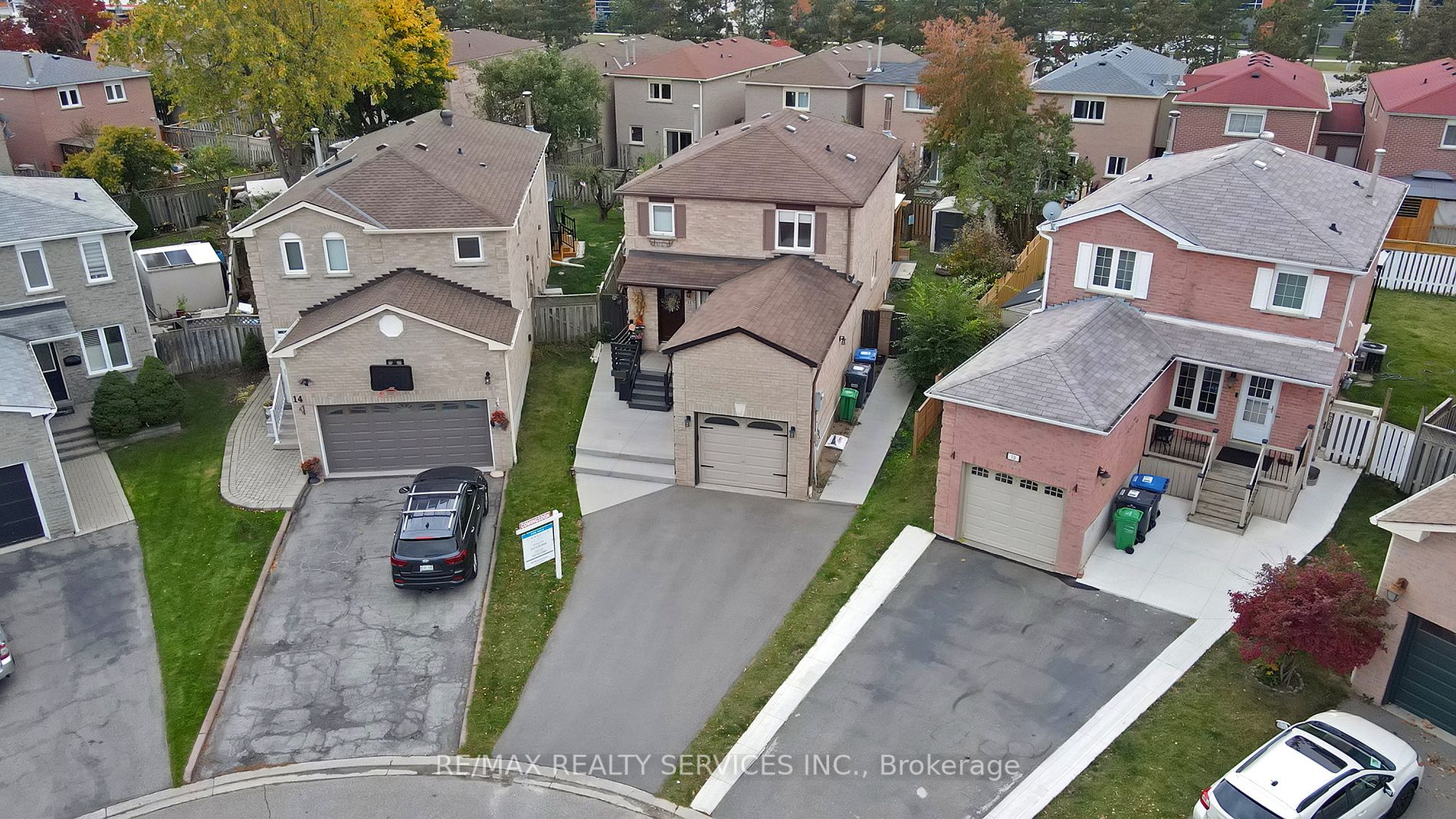 12 Crandall Crt