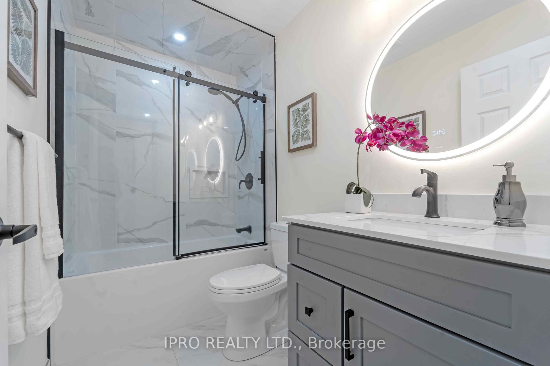 162 Ellis Cres