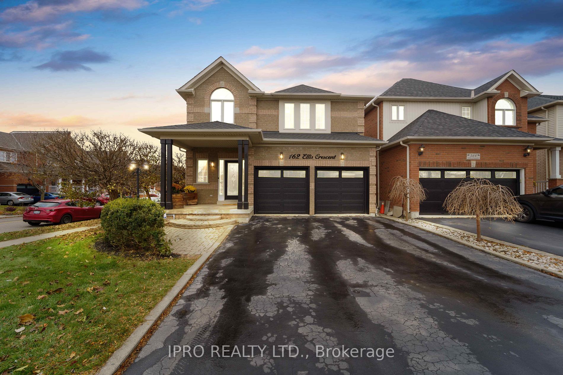 162 Ellis Cres