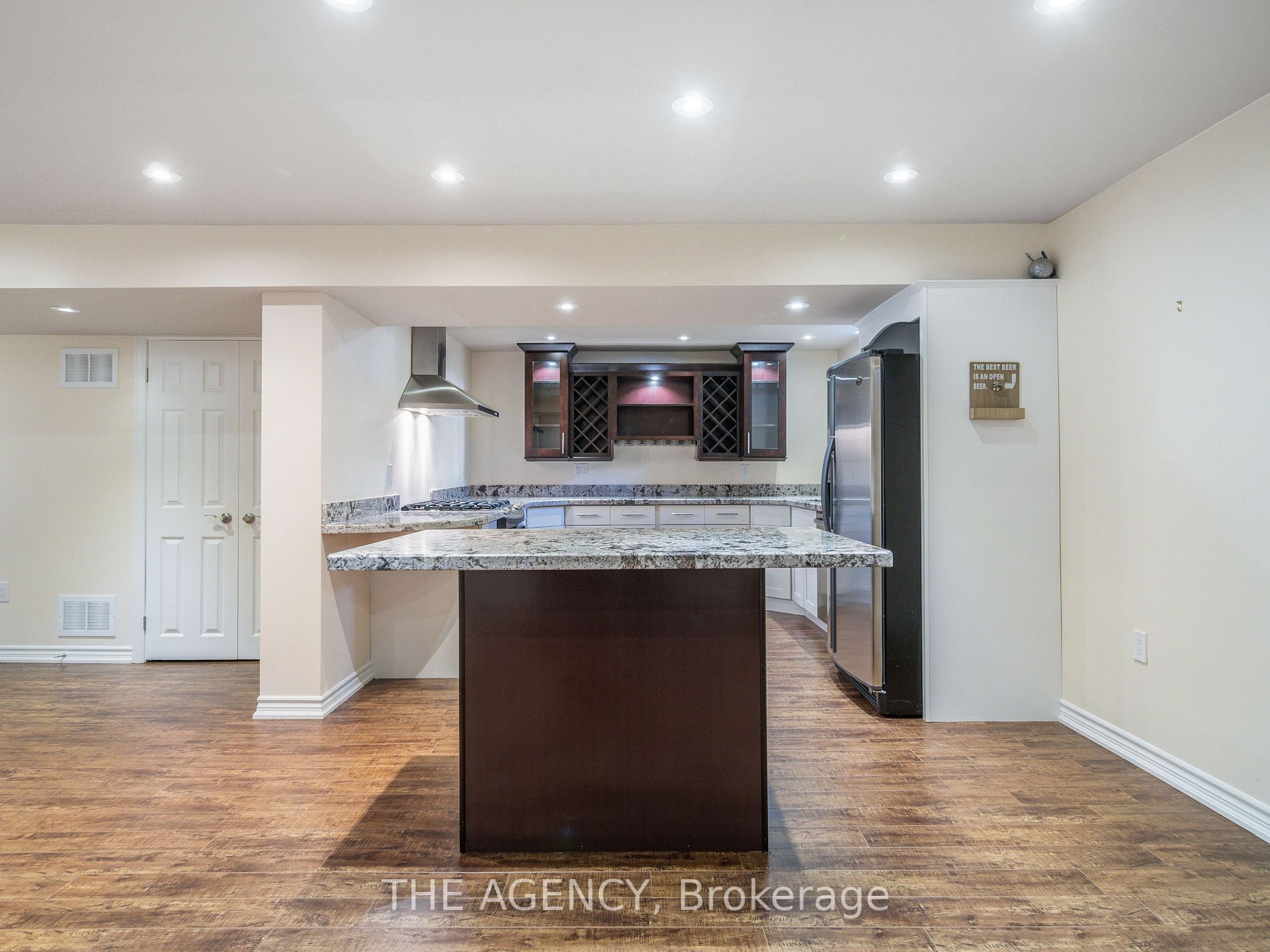 3538 Burgess Cres