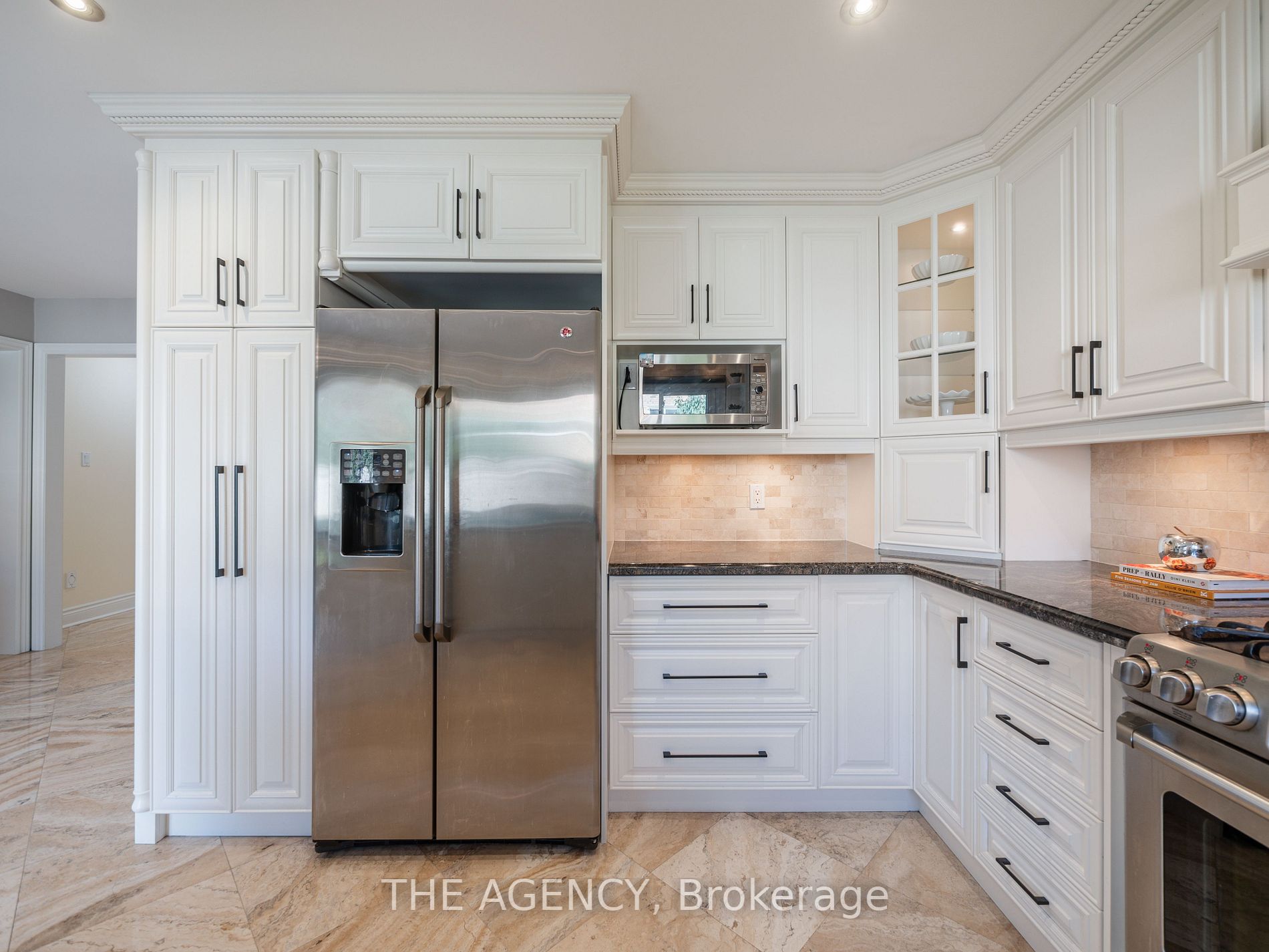3538 Burgess Cres