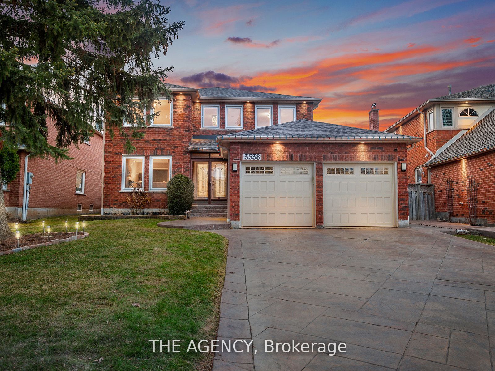 3538 Burgess Cres