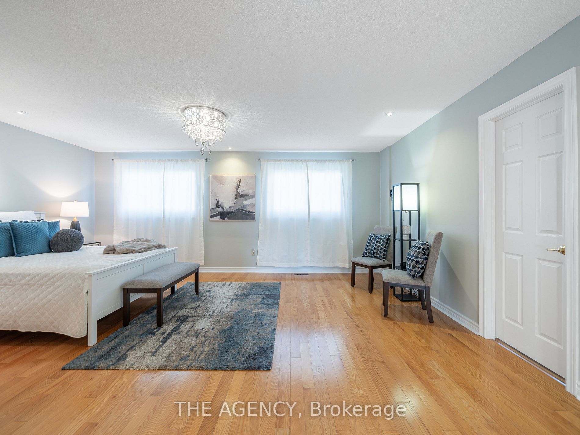 3538 Burgess Cres