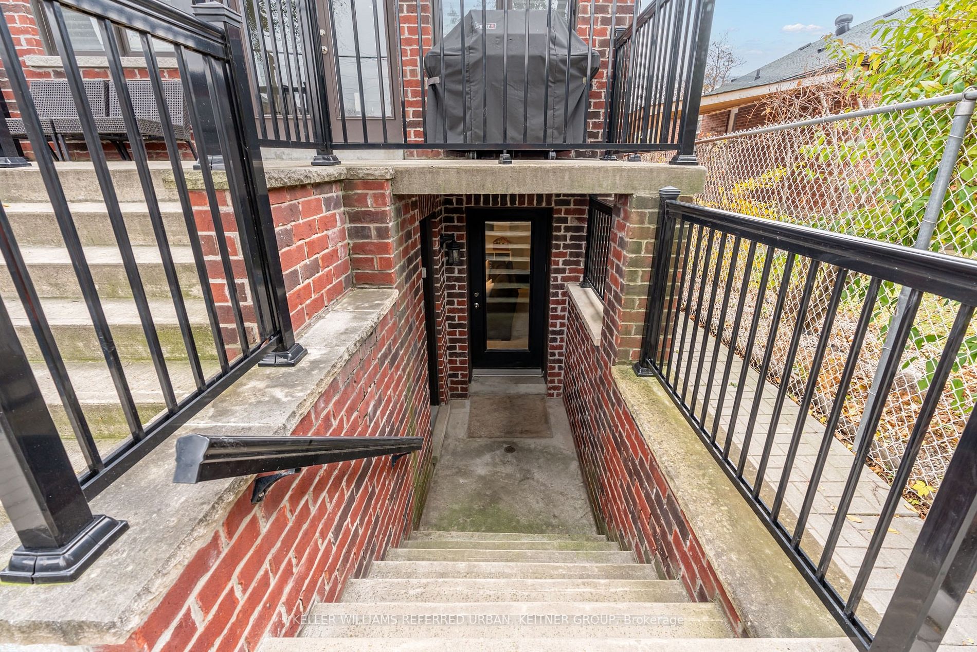 140B Simpson Ave