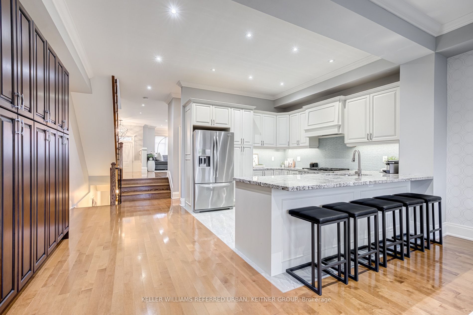 140B Simpson Ave