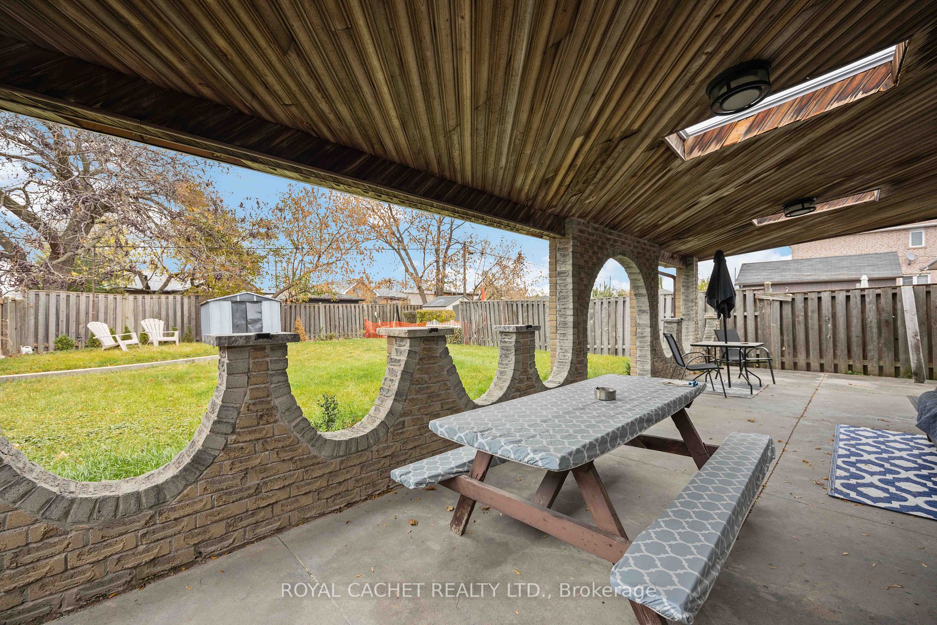 128 Gilley Road N