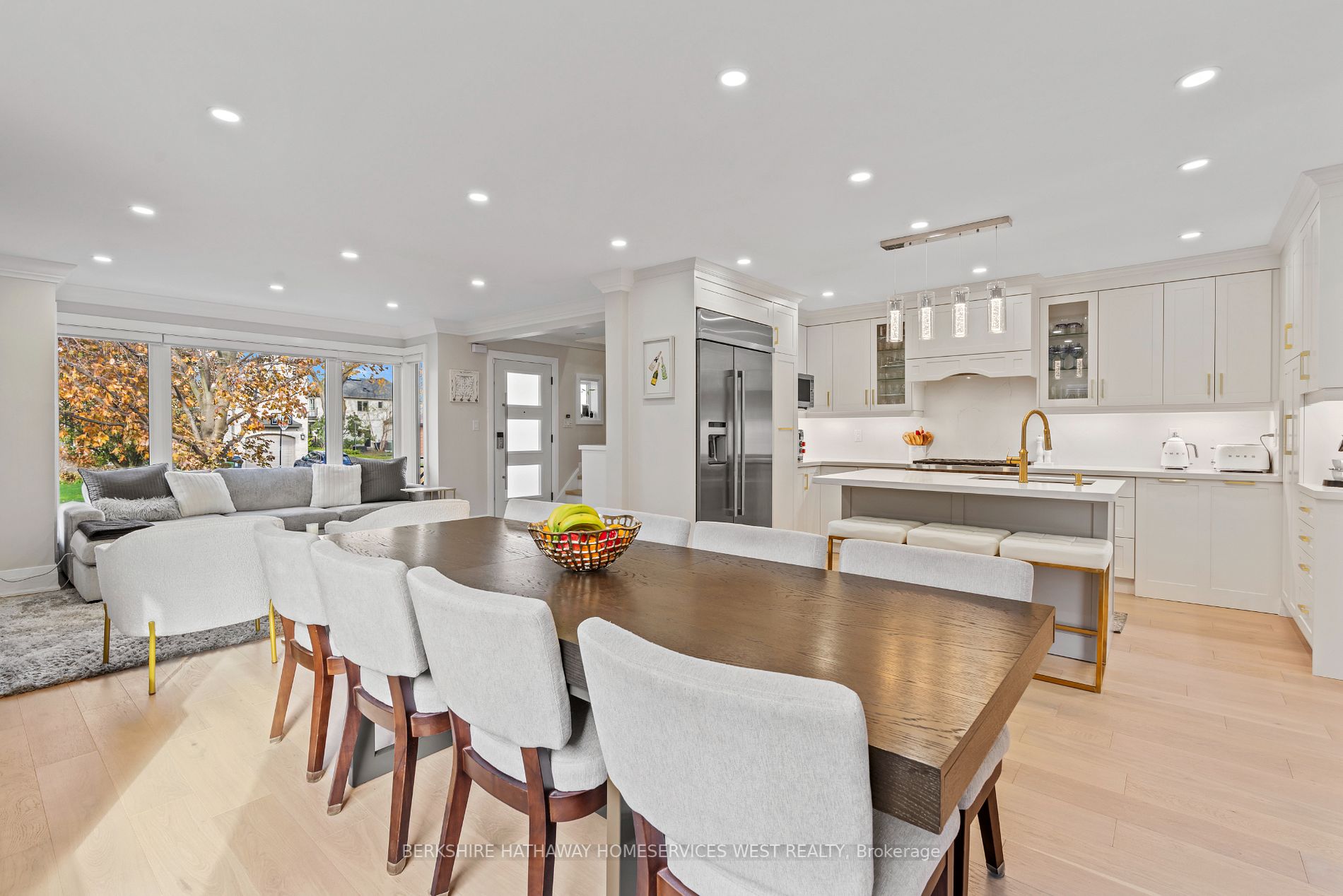 47 Leland Ave