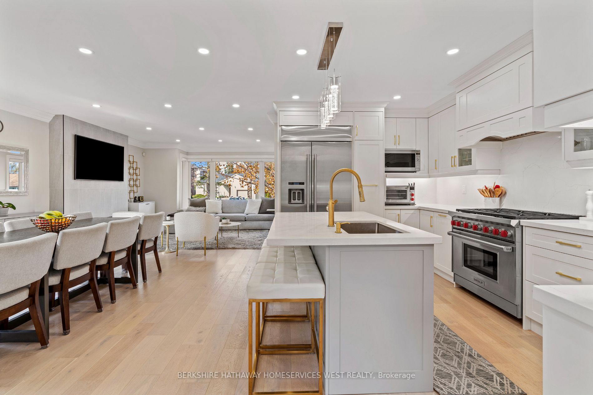 47 Leland Ave