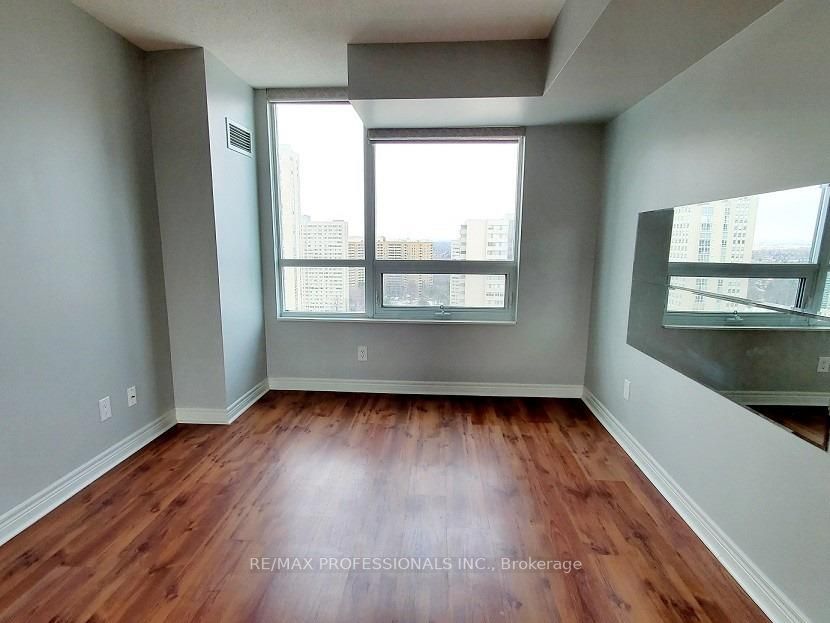 208 Enfield Pl, #2202