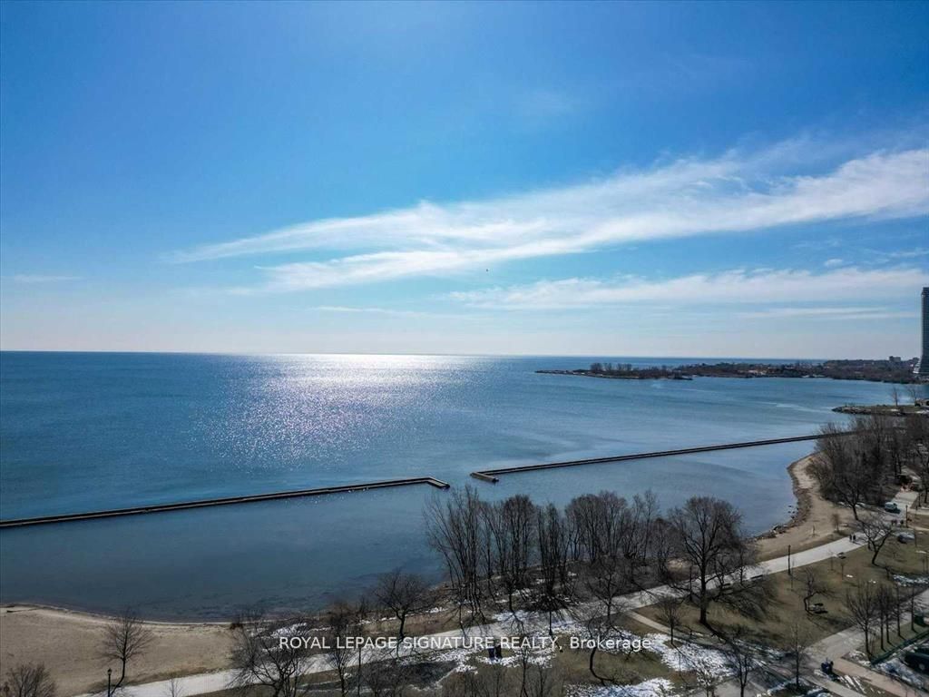 1926 Lake Shore Blvd W, #4015