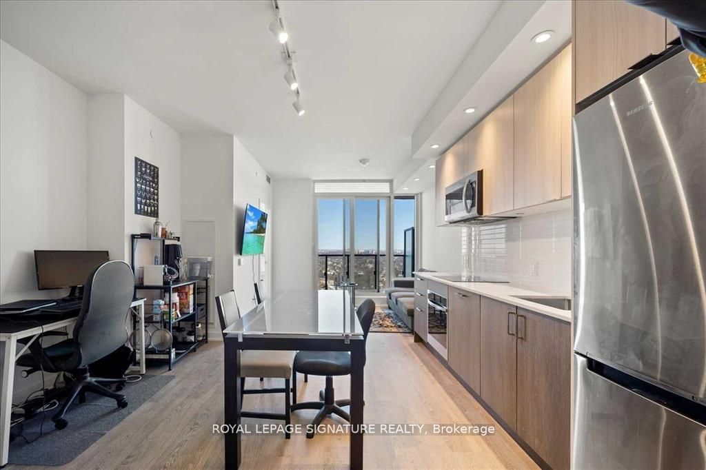 1926 Lake Shore Blvd W, #4015