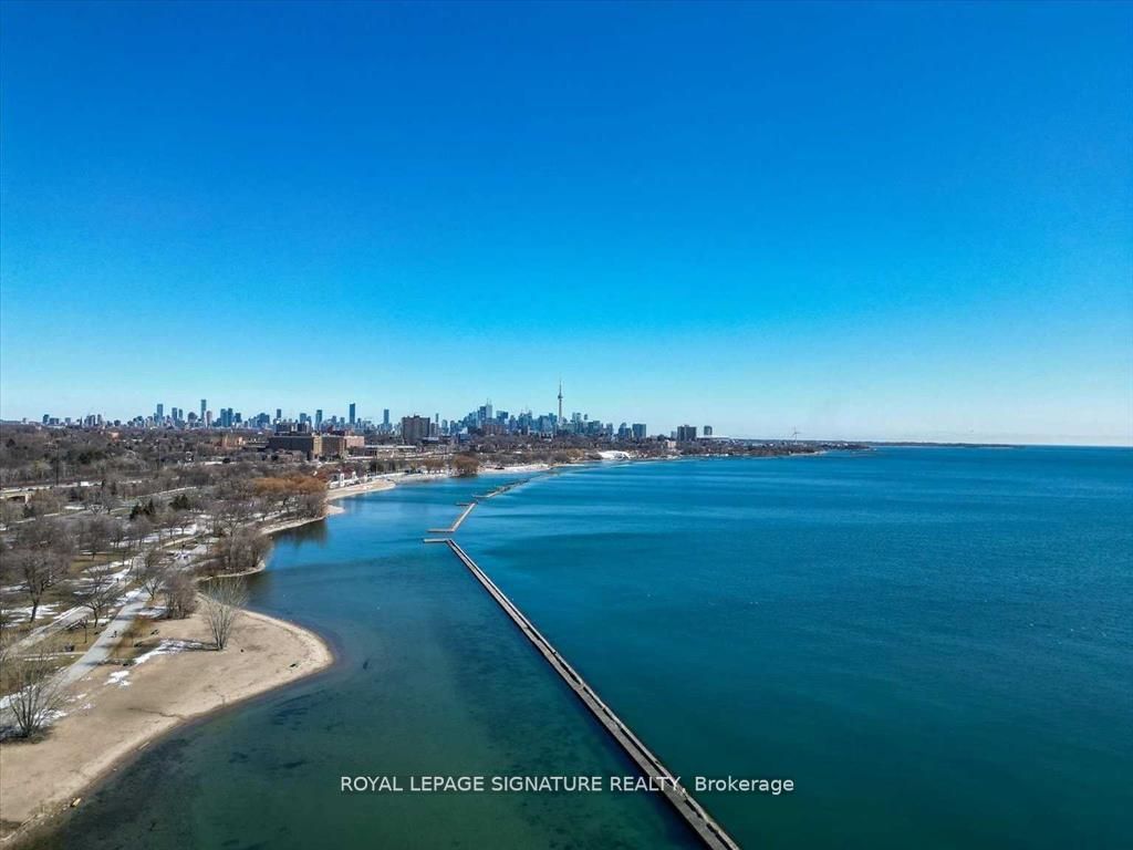 1926 Lake Shore Blvd W, #4015
