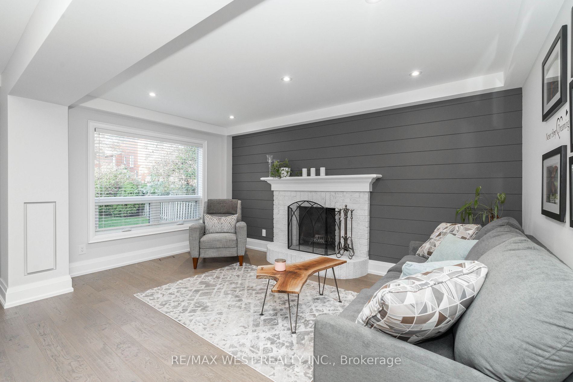 5 Hathaway Crt