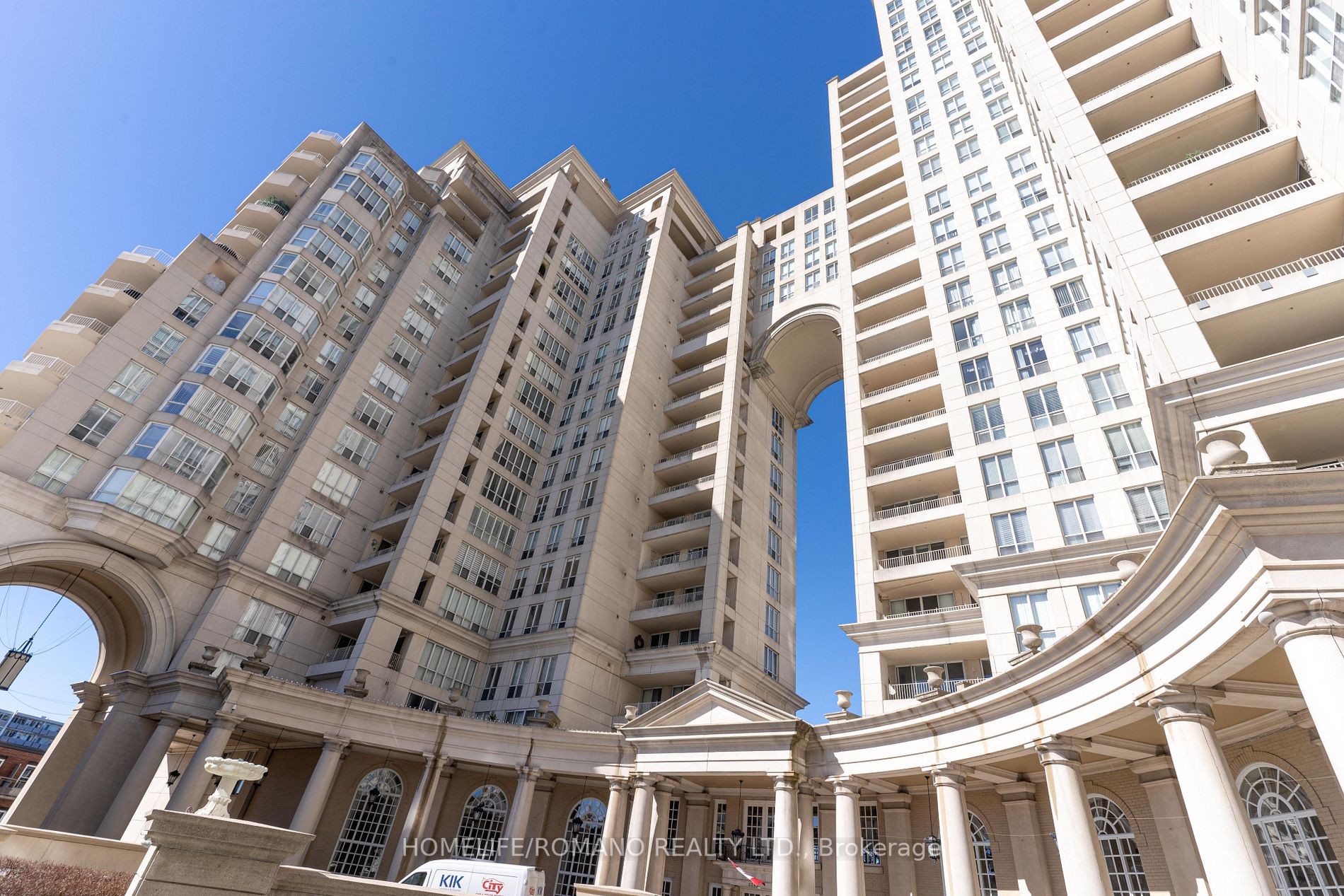 2287 Lake Shore Blvd W, #406