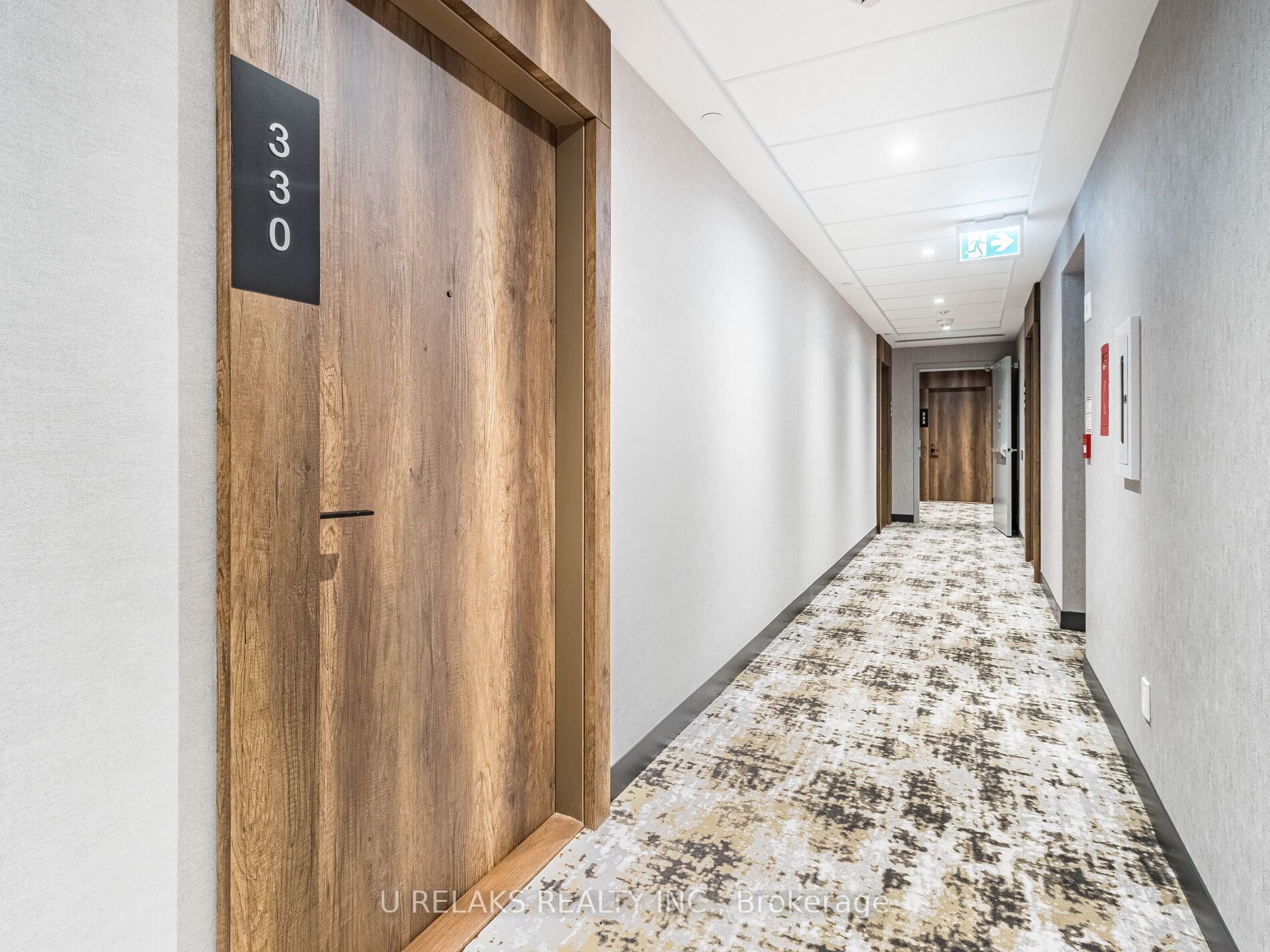 251 Manitoba St, #330