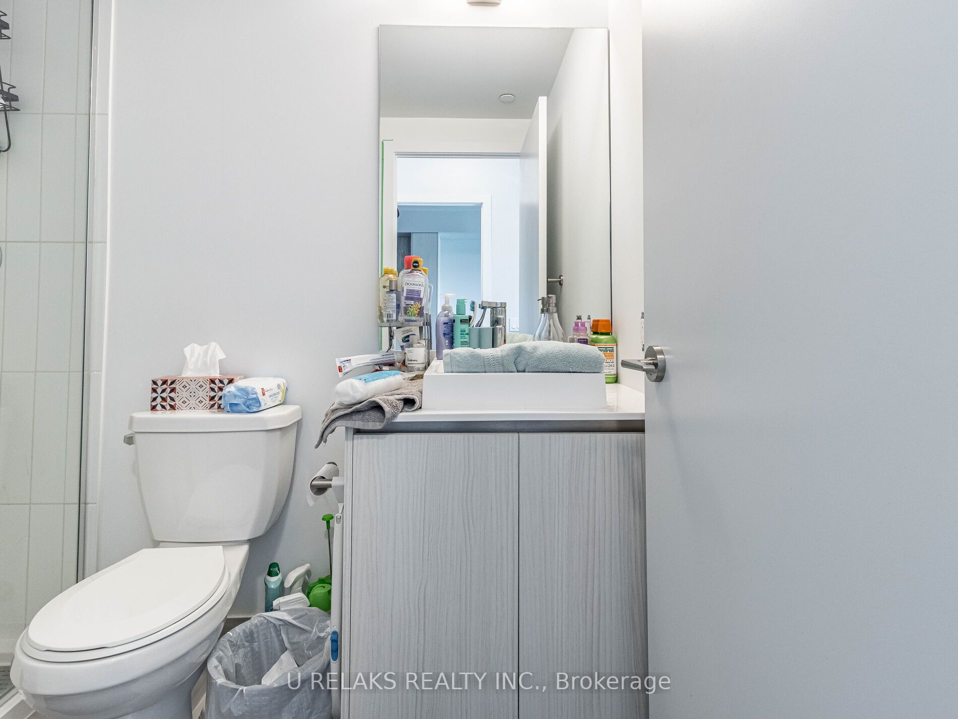 251 Manitoba St, #330