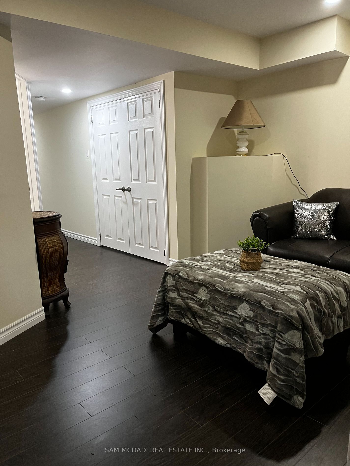 36 Edsel Rd