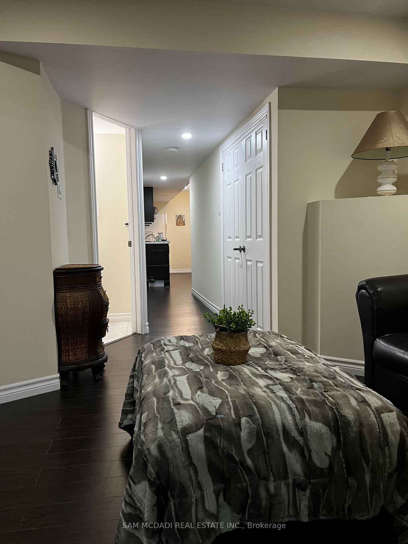 36 Edsel Rd