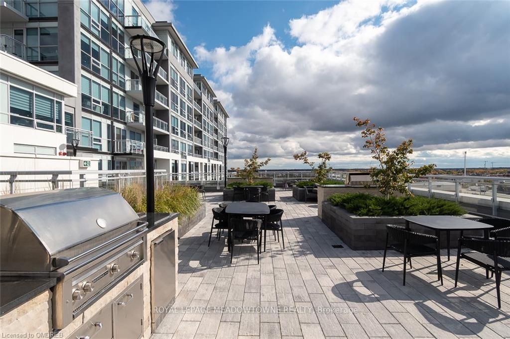 1050 Main St, #511