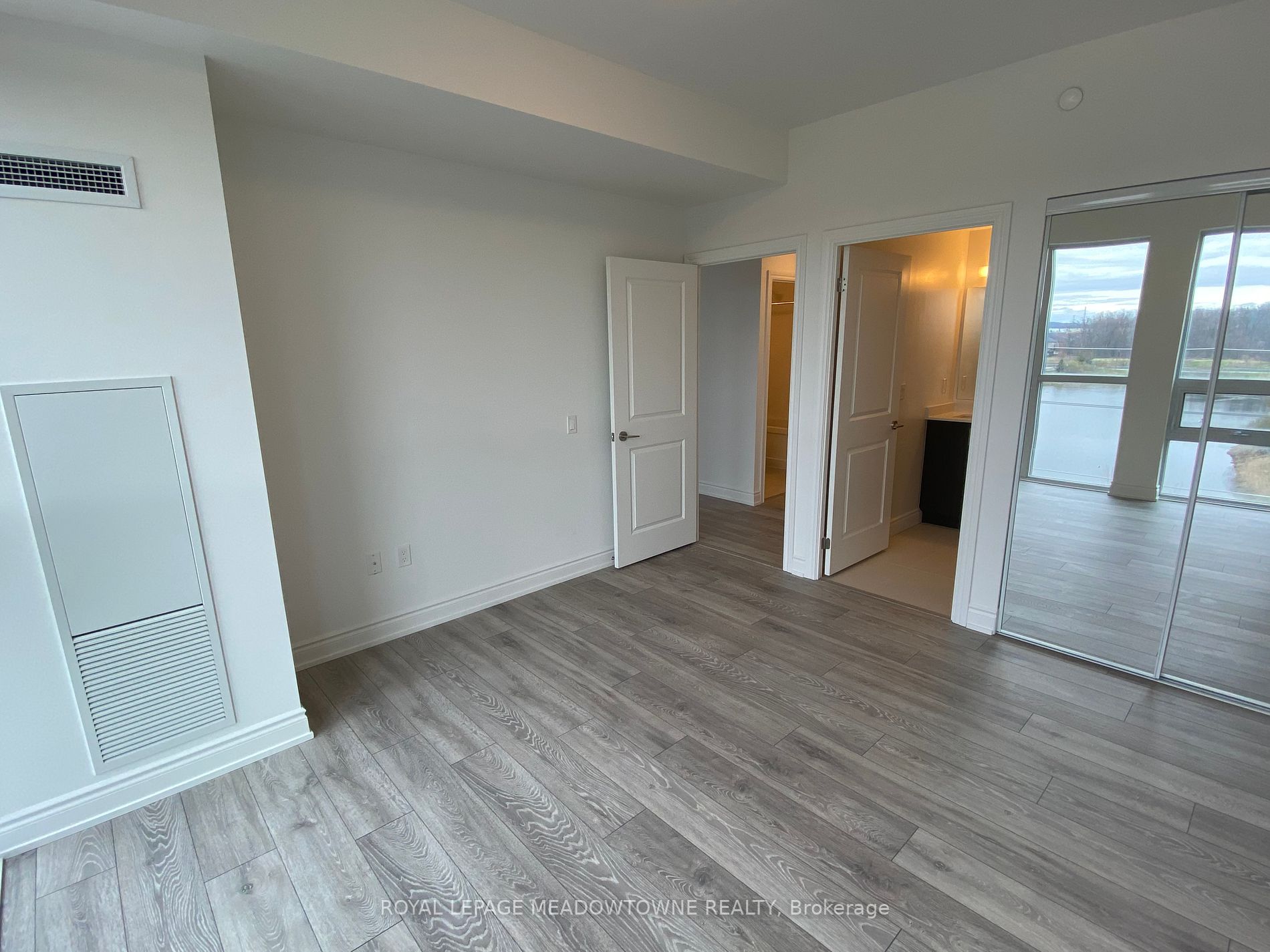 1050 Main St, #511