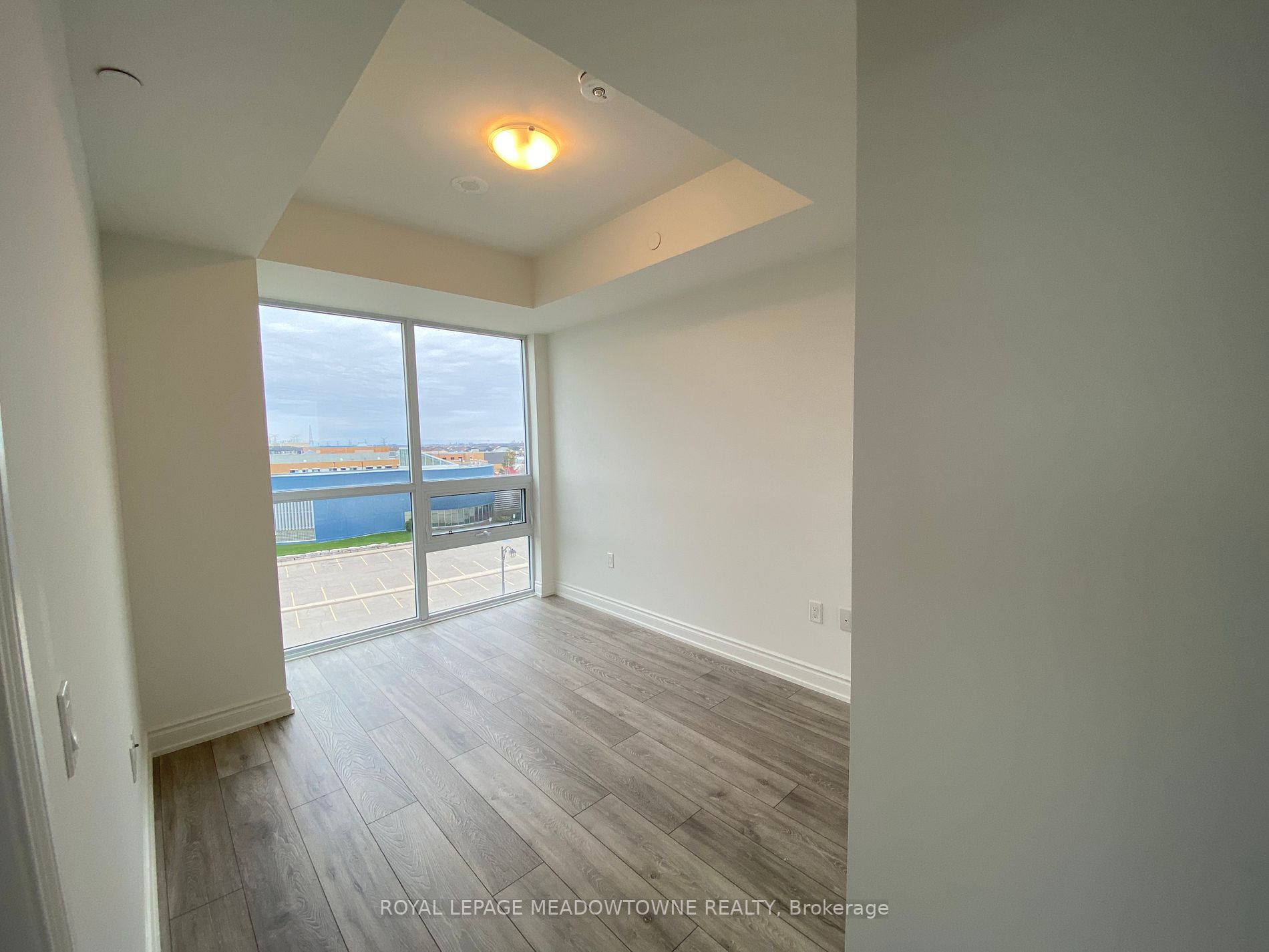 1050 Main St, #511