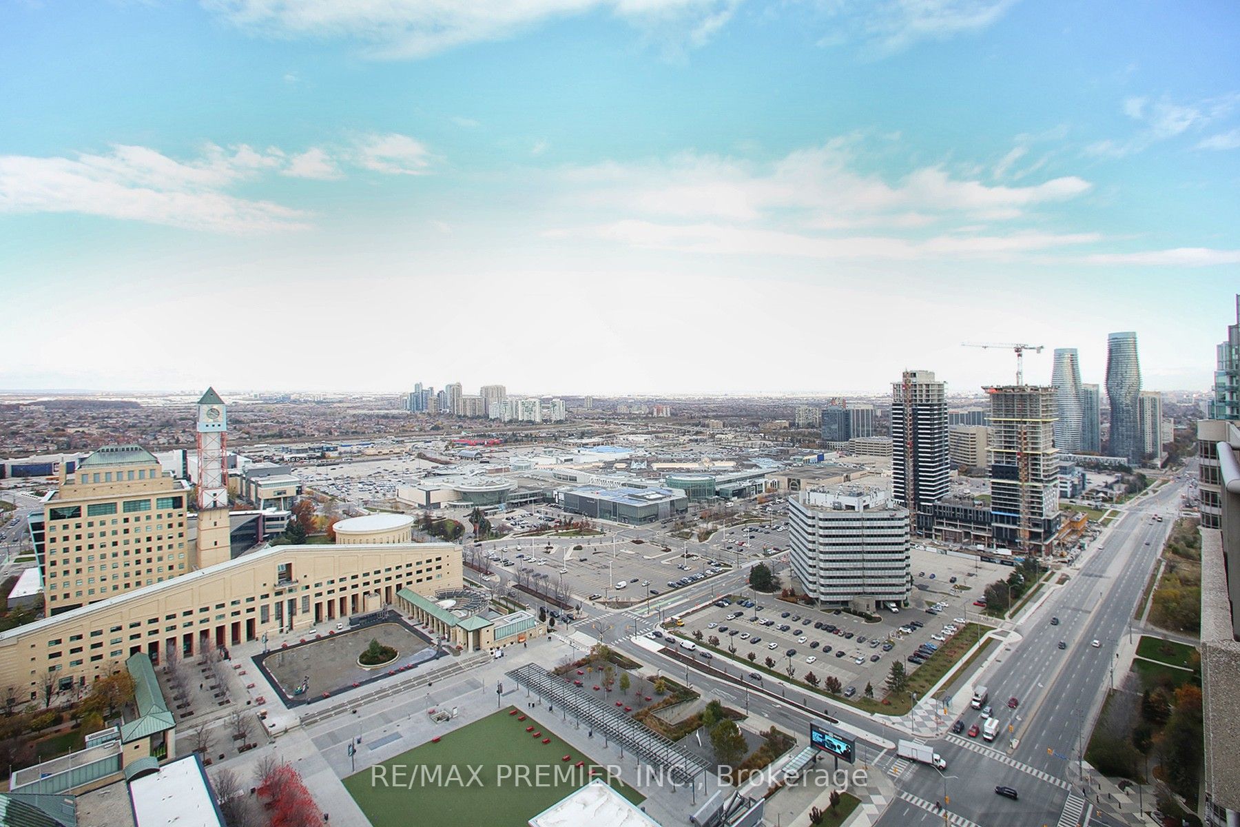 310 Burnhamthorpe Rd, #Ph3