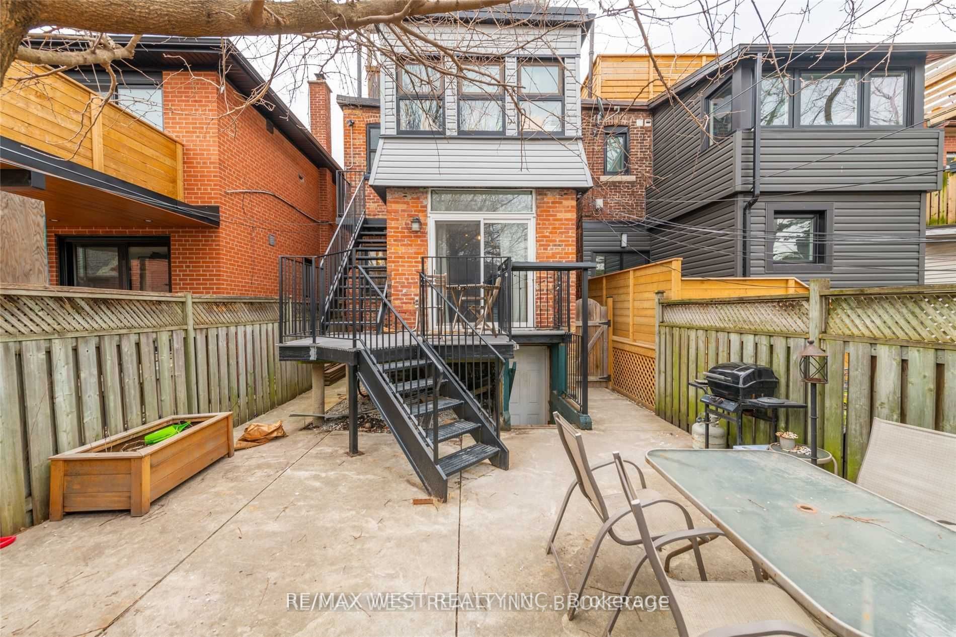 734 Indian Rd, #Lower