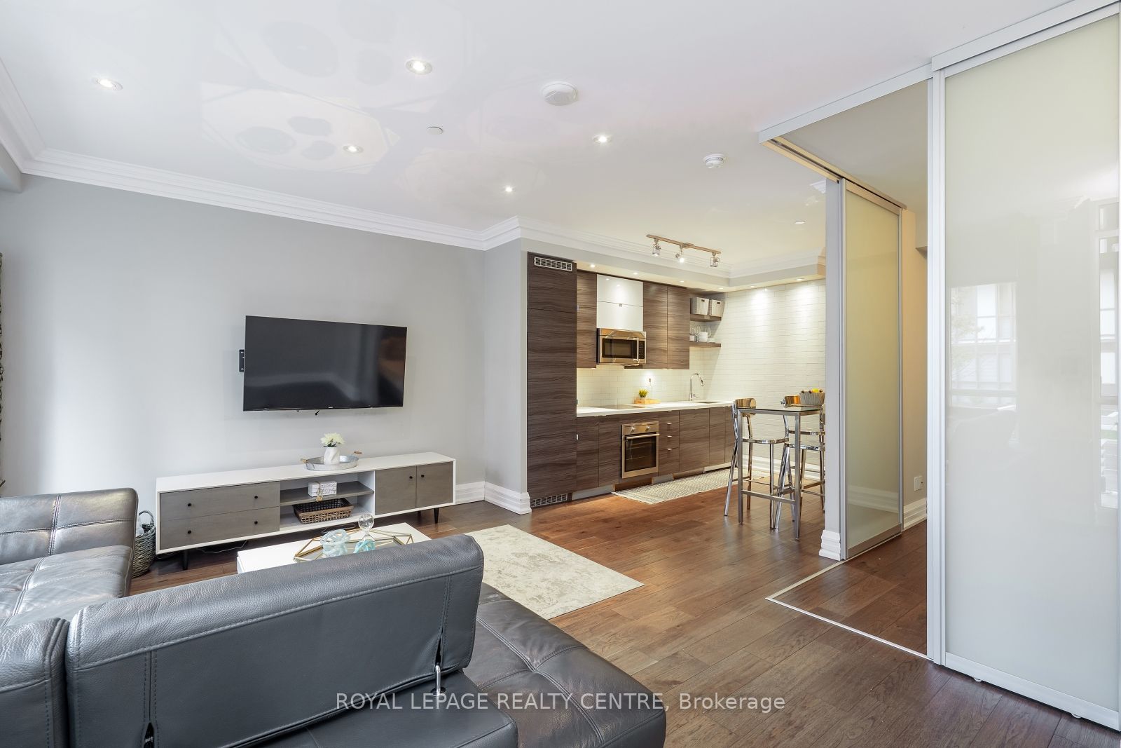 60 Annie Craig Dr, #B-102