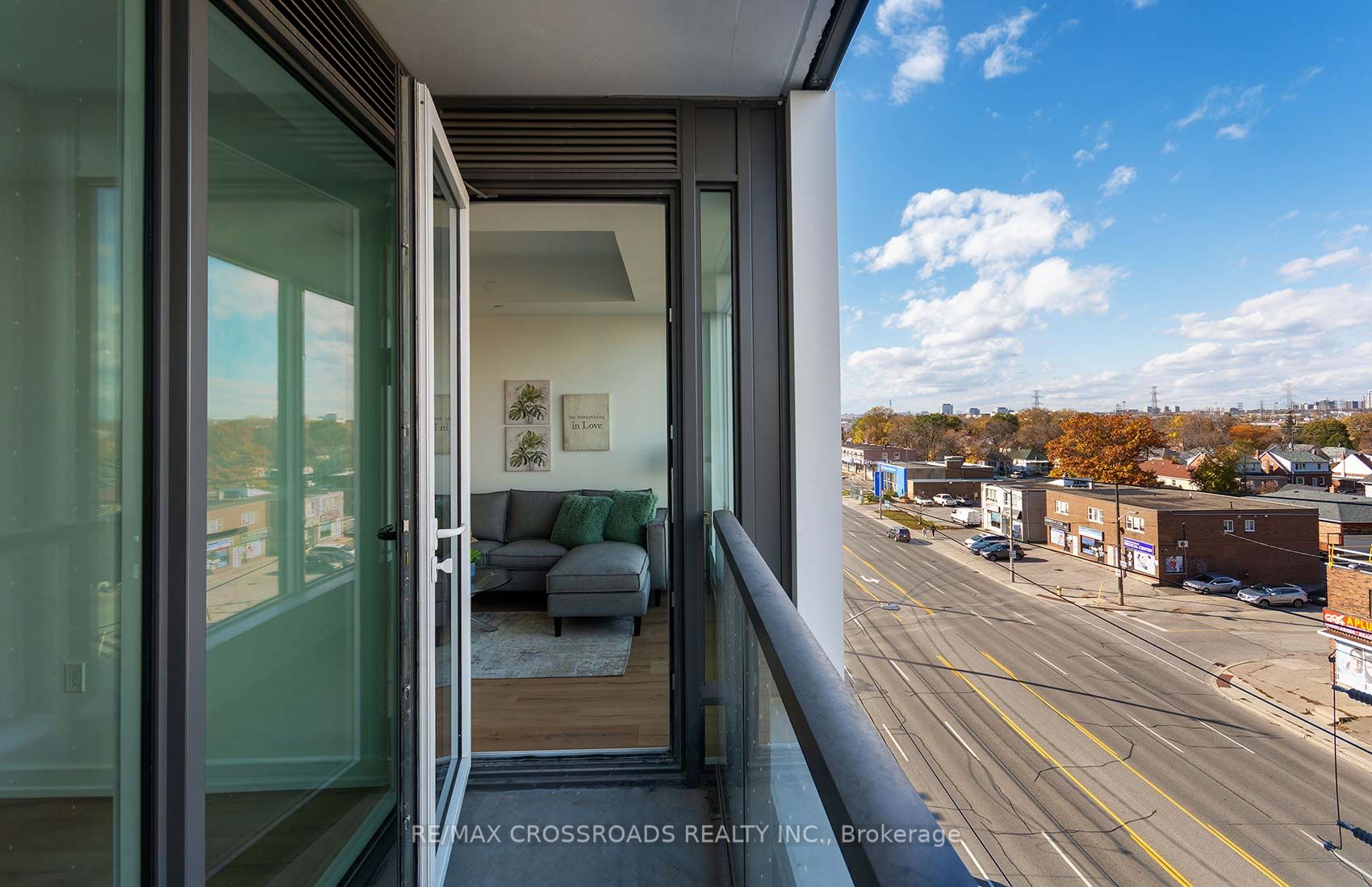 1195 The Queensway, #506