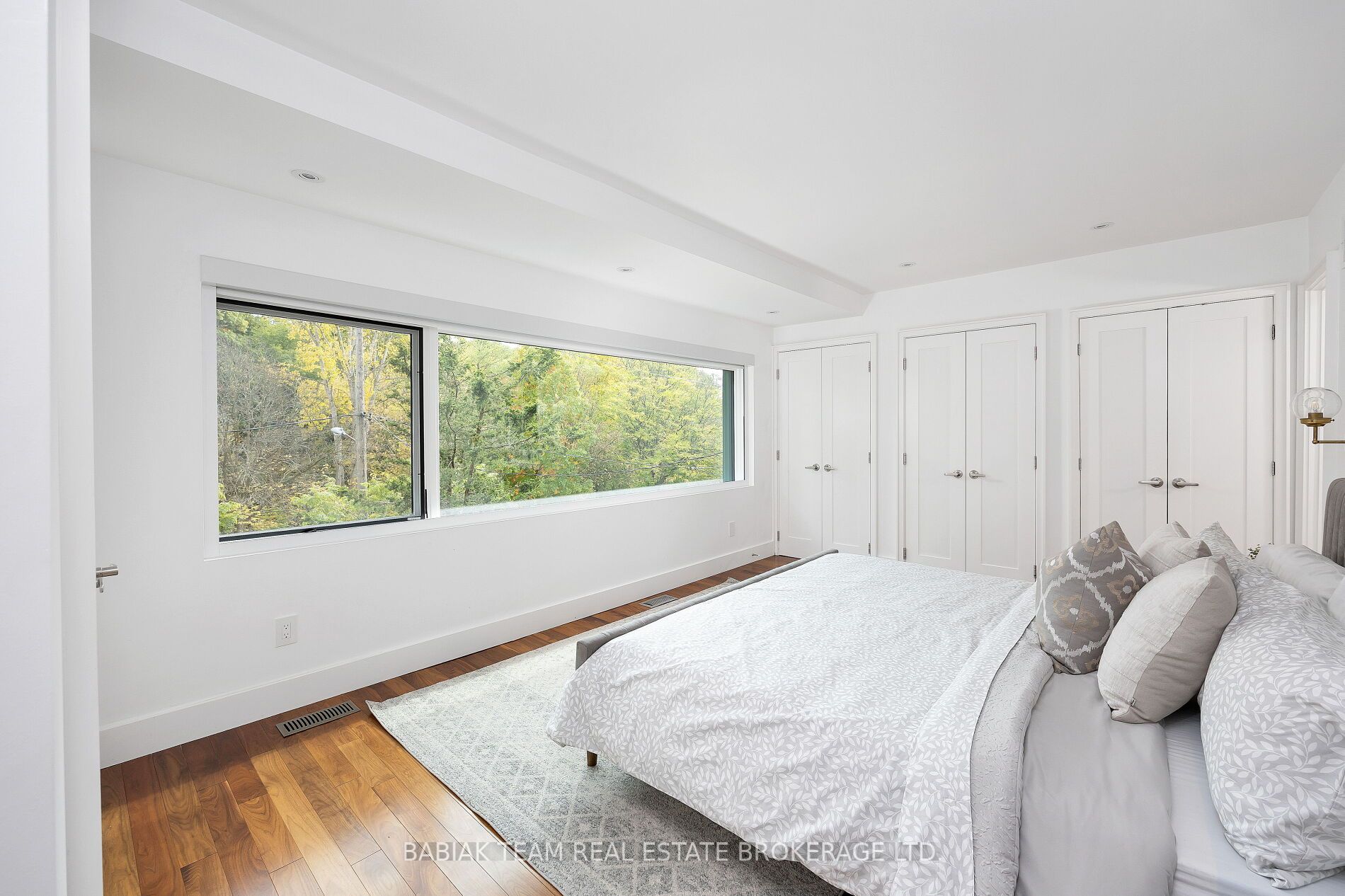72 Ellis Park Rd