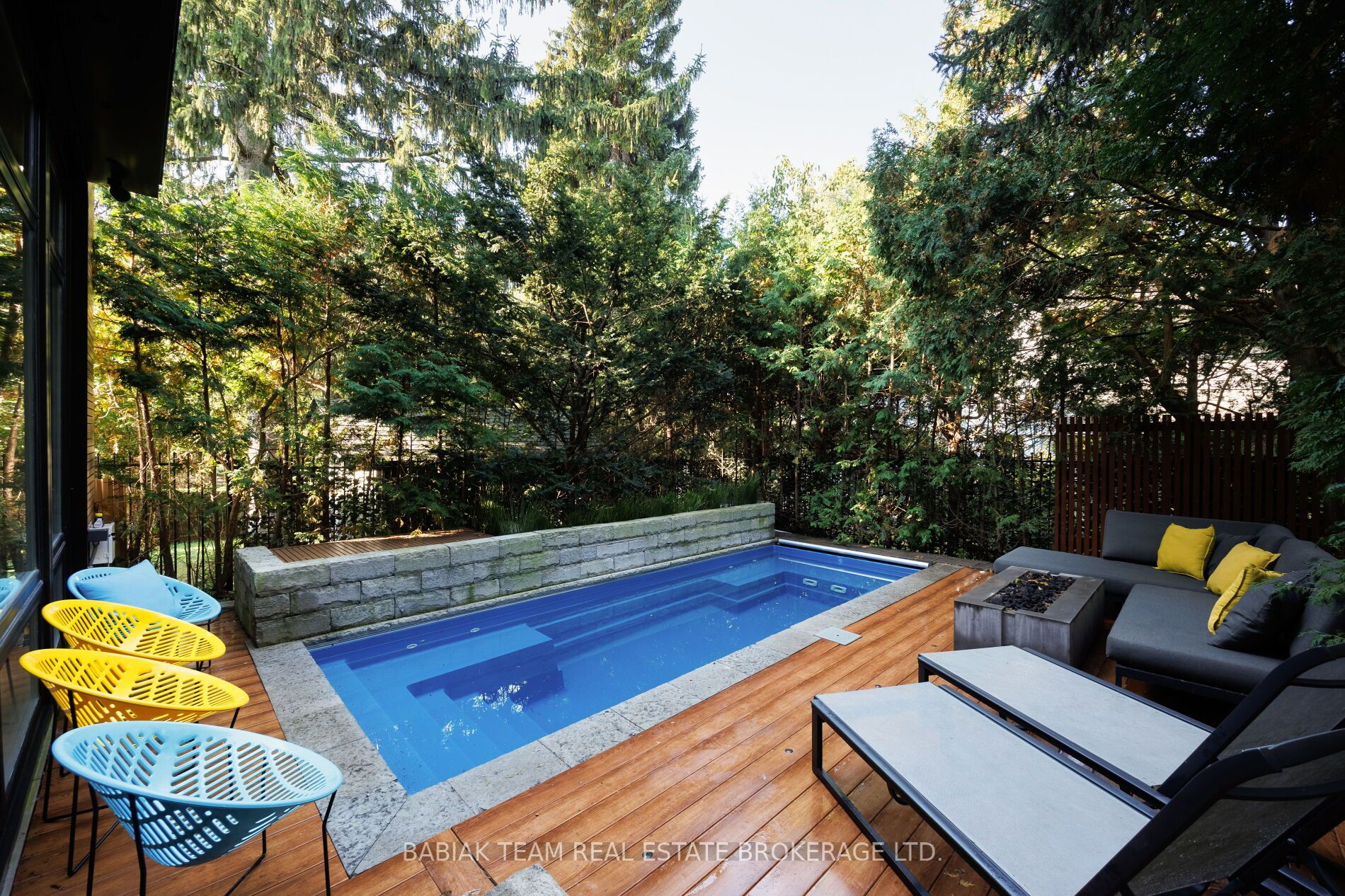 72 Ellis Park Rd