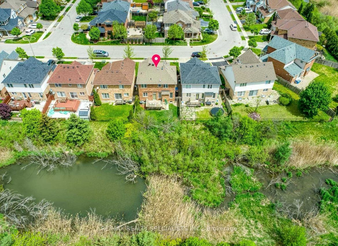 68 Vista Green Cres