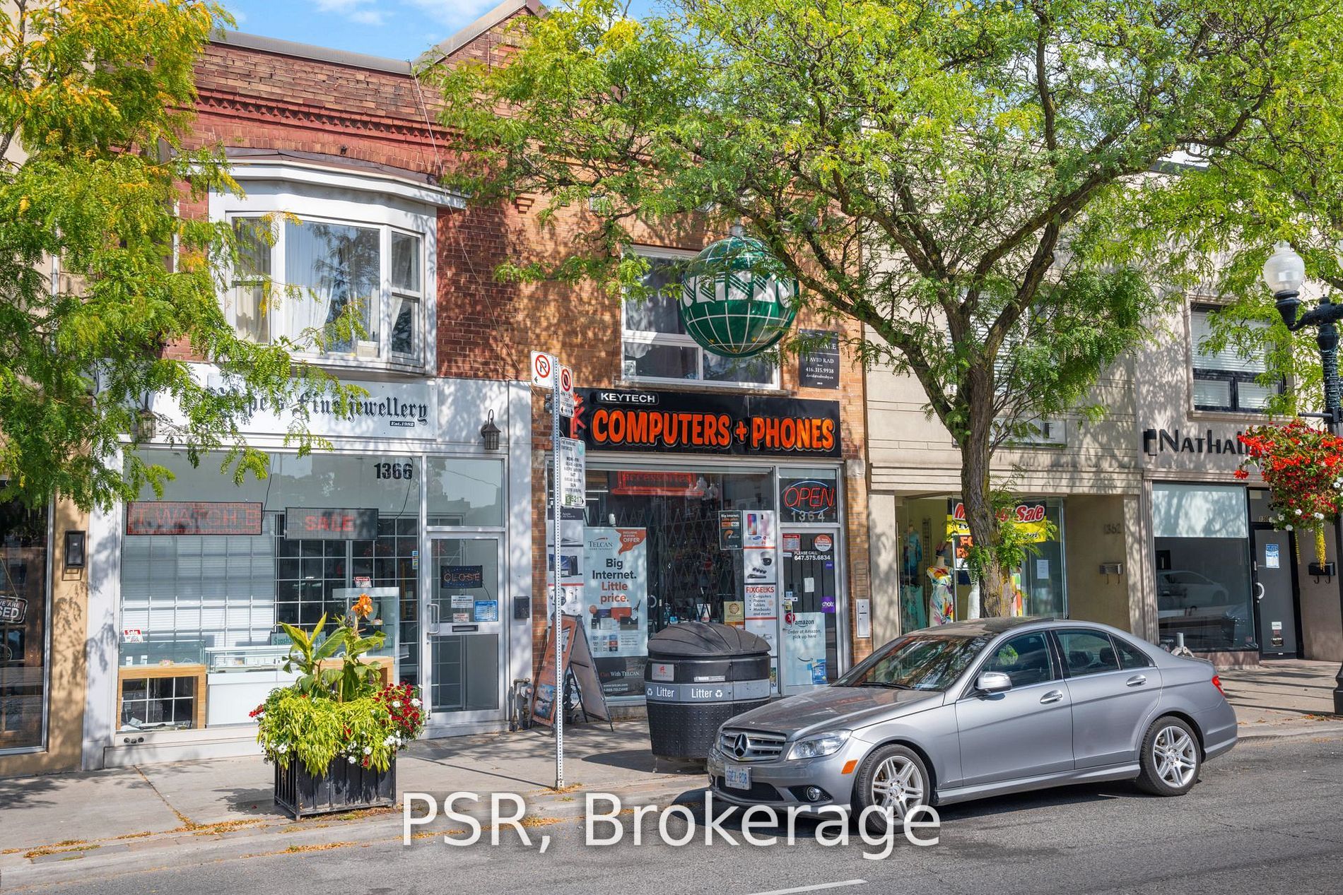 1364 St Clair St W
