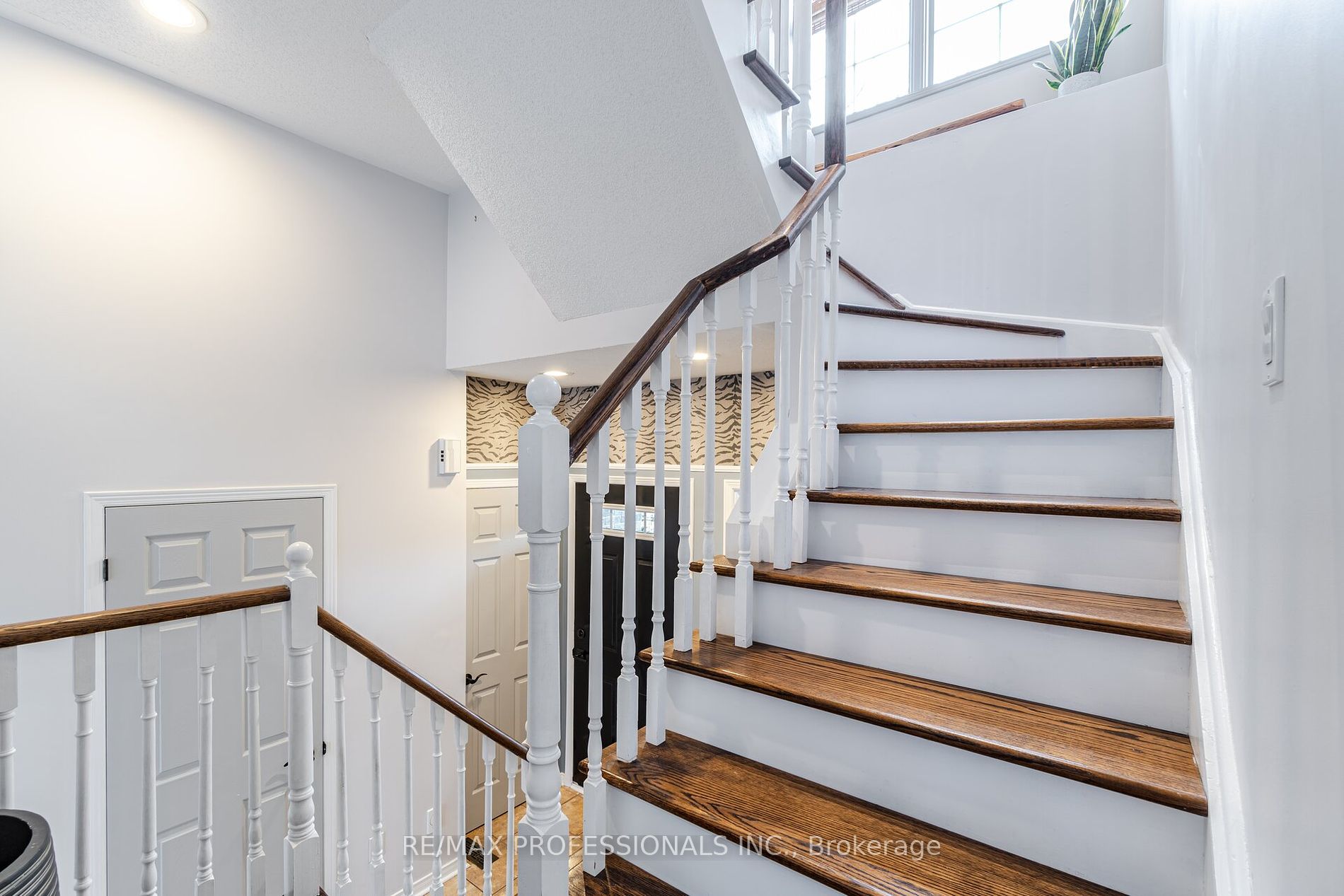5535 Glen Erin Dr, #47