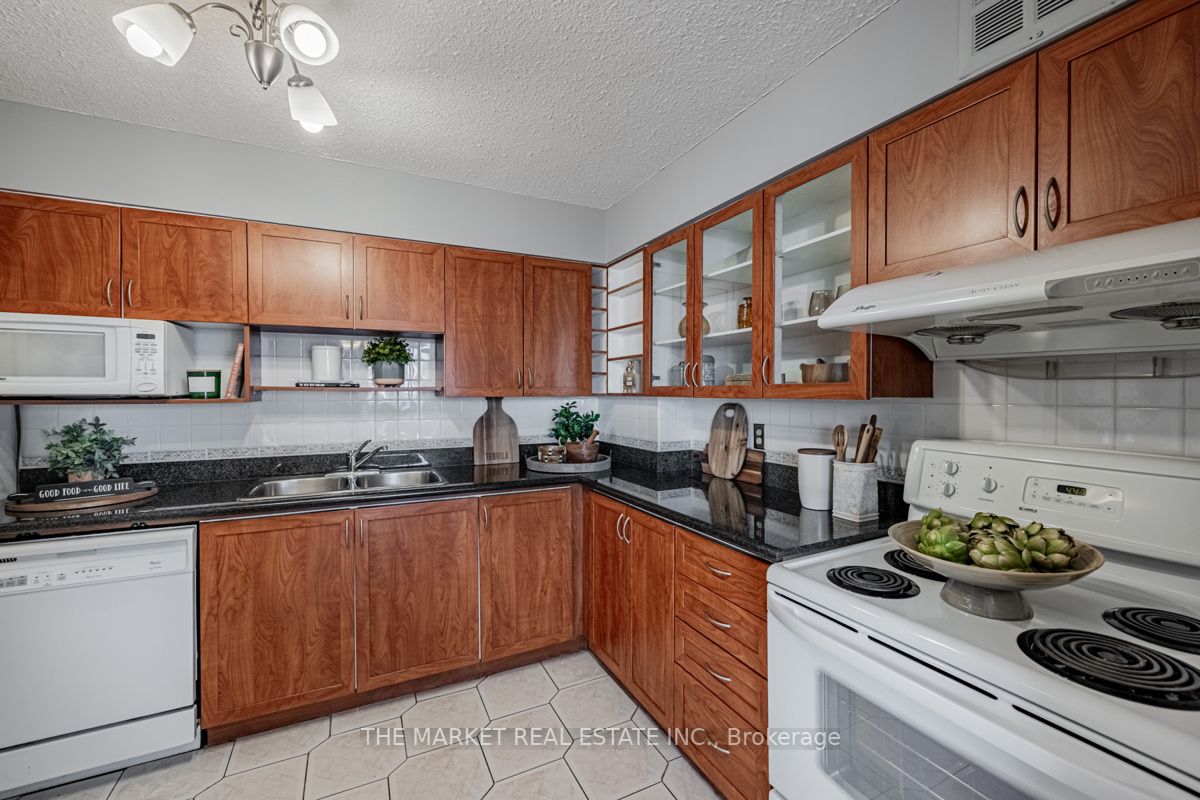 200 Robert Speck Parkway, #1601