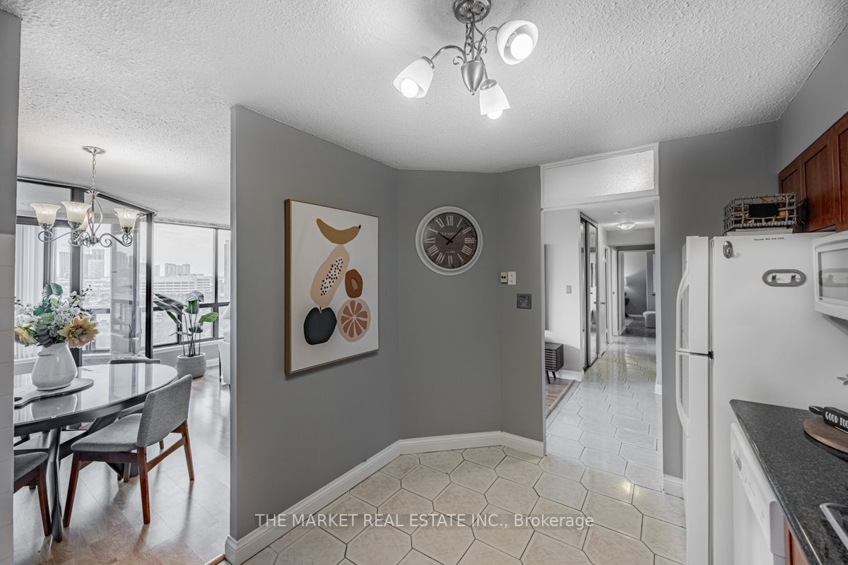 200 Robert Speck Parkway, #1601