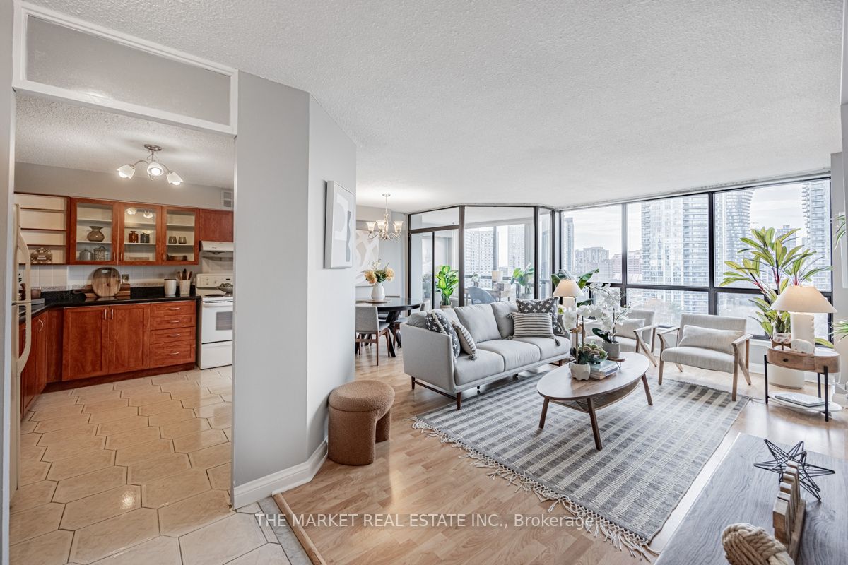 200 Robert Speck Parkway, #1601