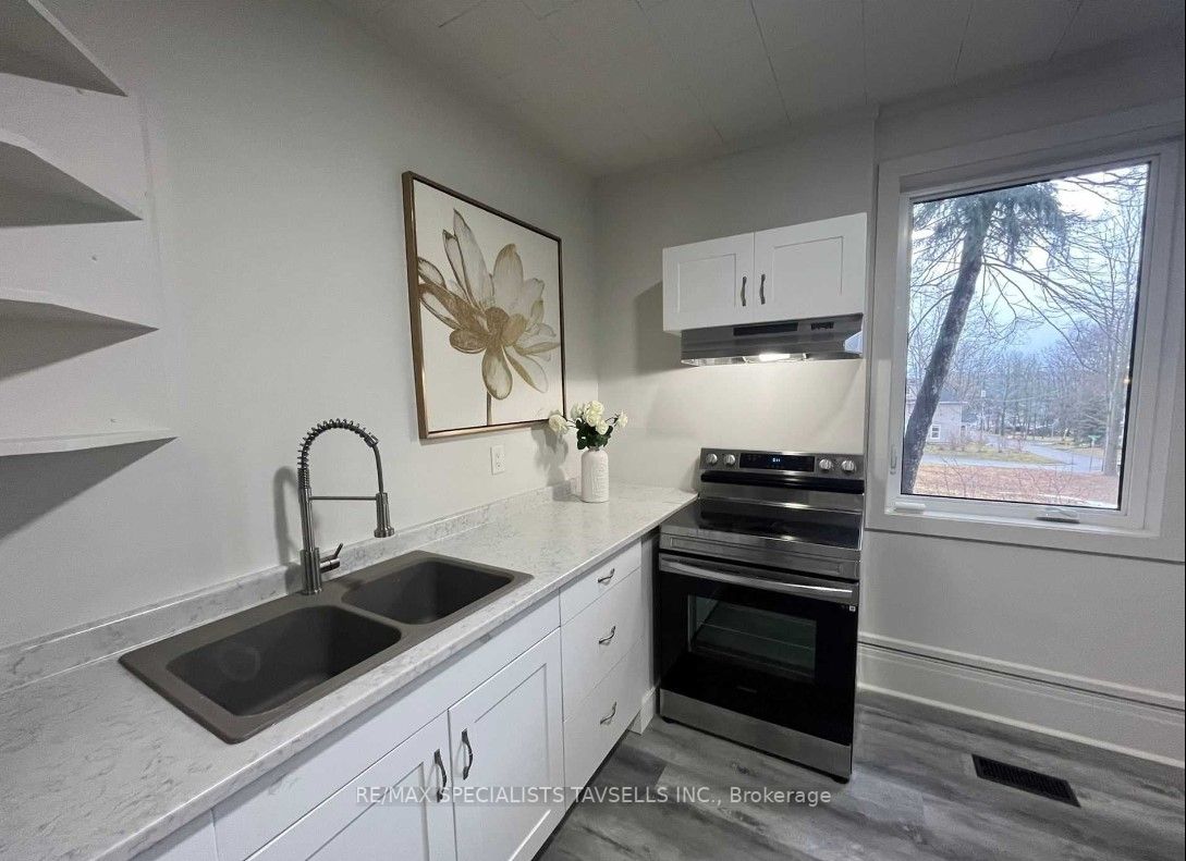 2 Mckenzie St