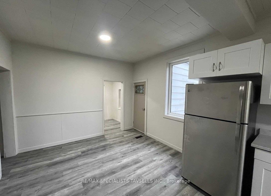 2 Mckenzie St