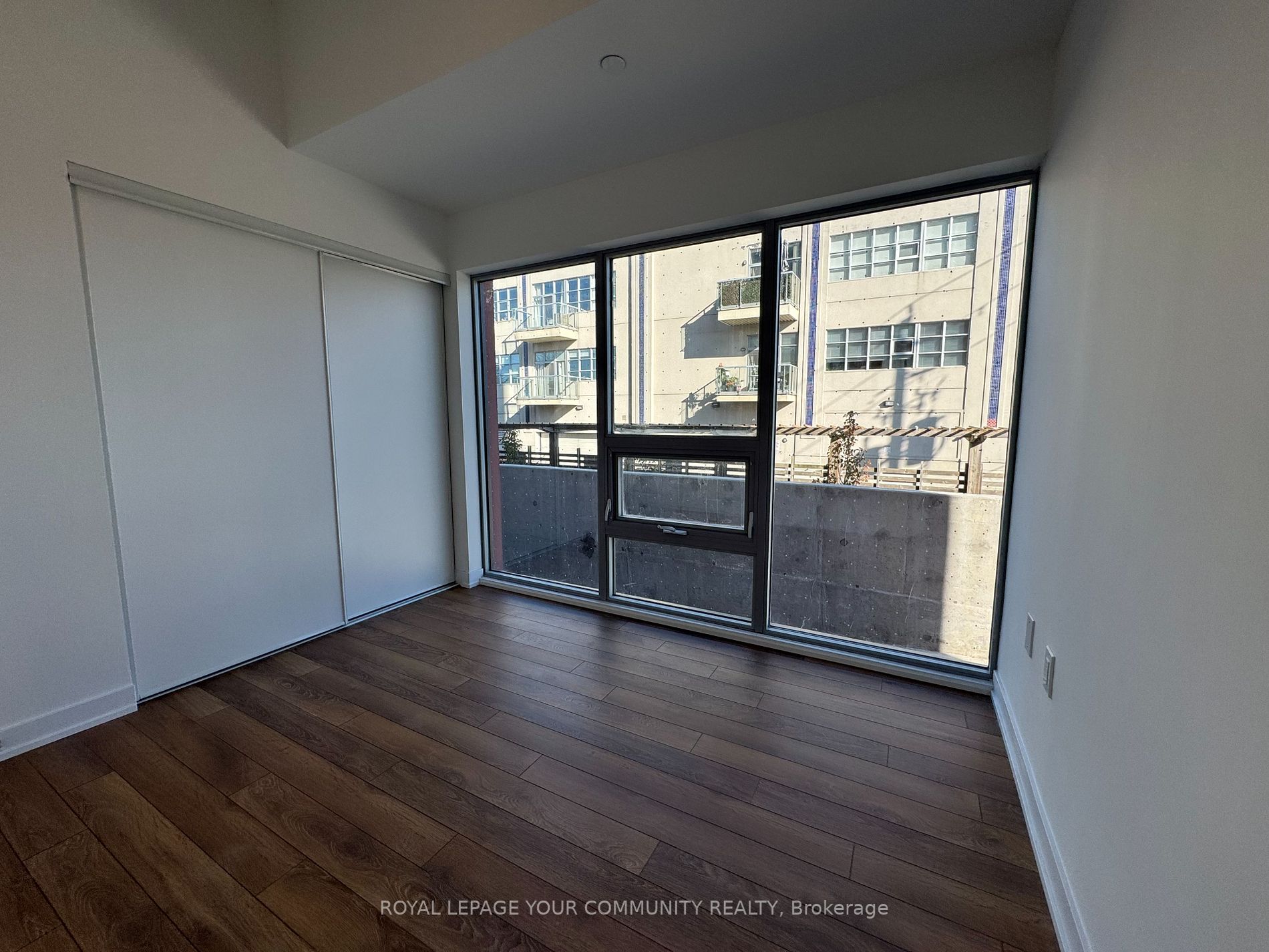 2443 Dufferin St, #101