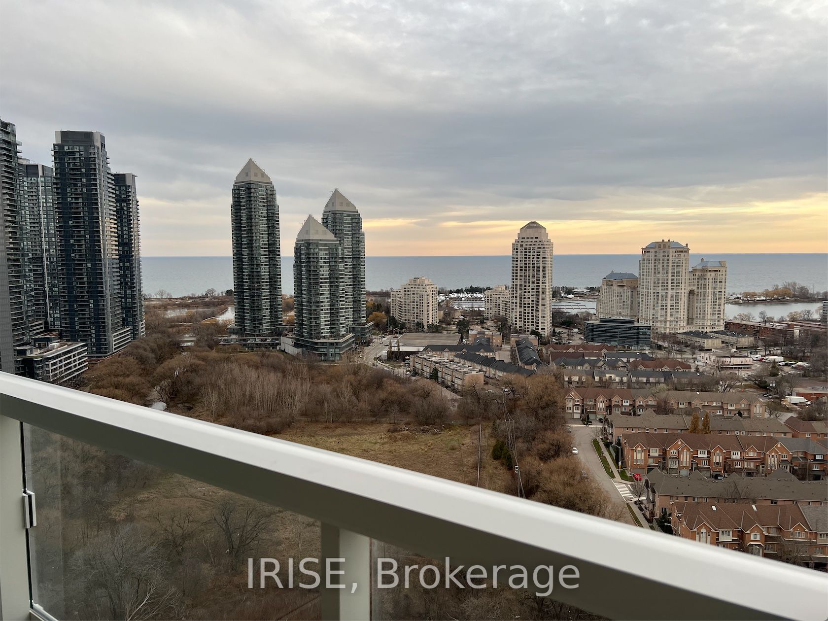 251 Manitoba St, #2306