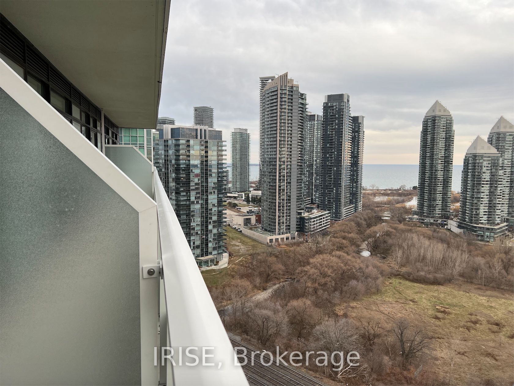 251 Manitoba St, #2306