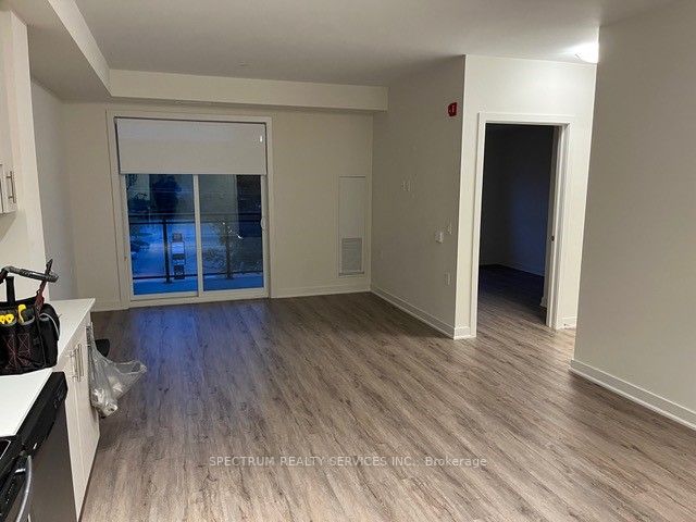 340 Plains Rd E, #404